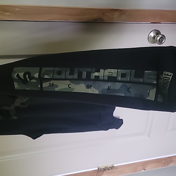 South Pole Other - Vintage Y2K South Pole Black Sweater With Camo Font Size Medium